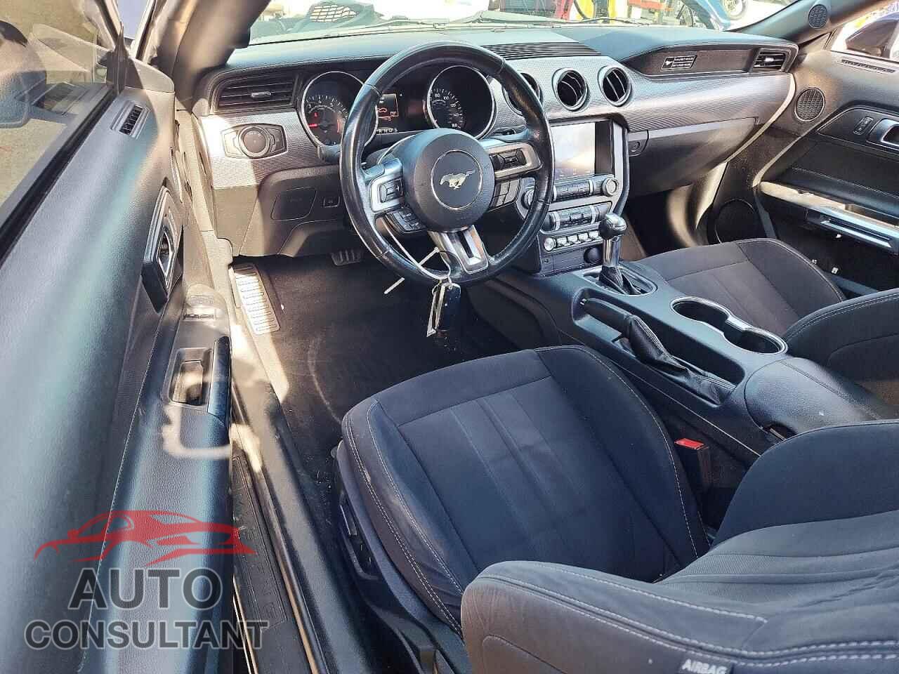 FORD MUSTANG 2020 - 1FA6P8TH2L5170430
