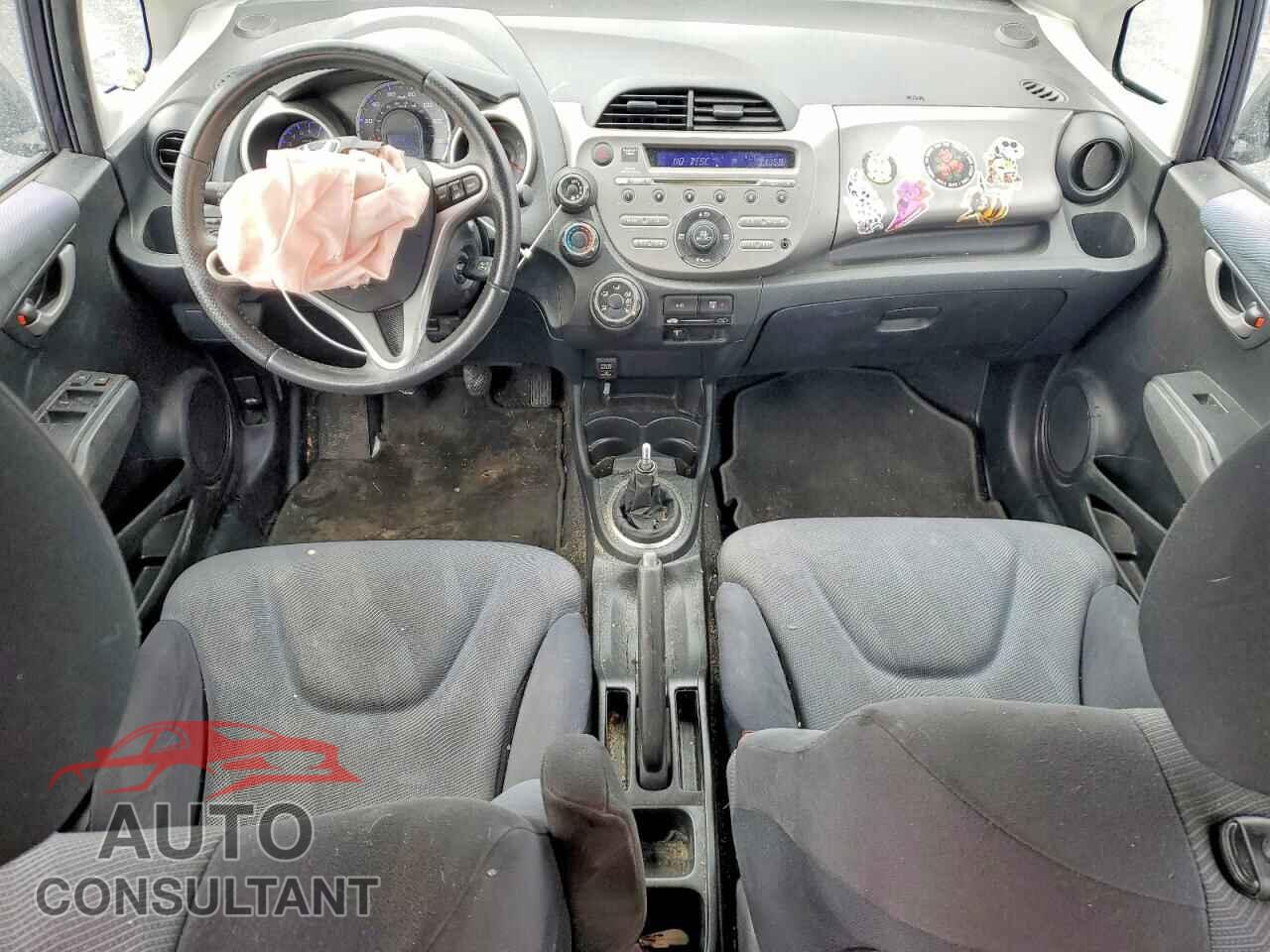 HONDA FIT 2009 - JHMGE87449S022848