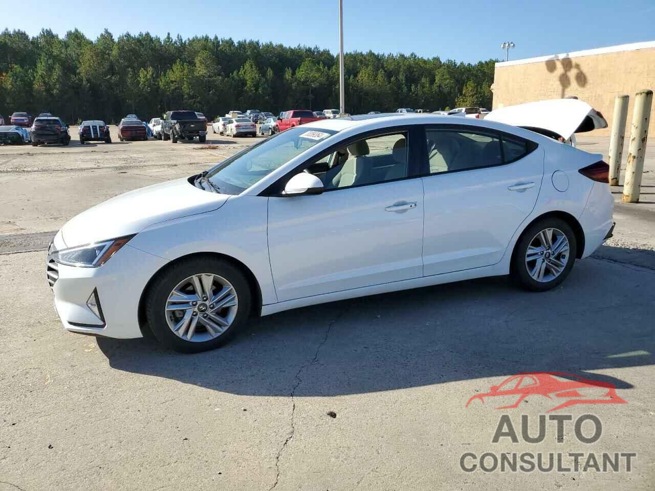 HYUNDAI ELANTRA 2020 - 5NPD84LF8LH598010