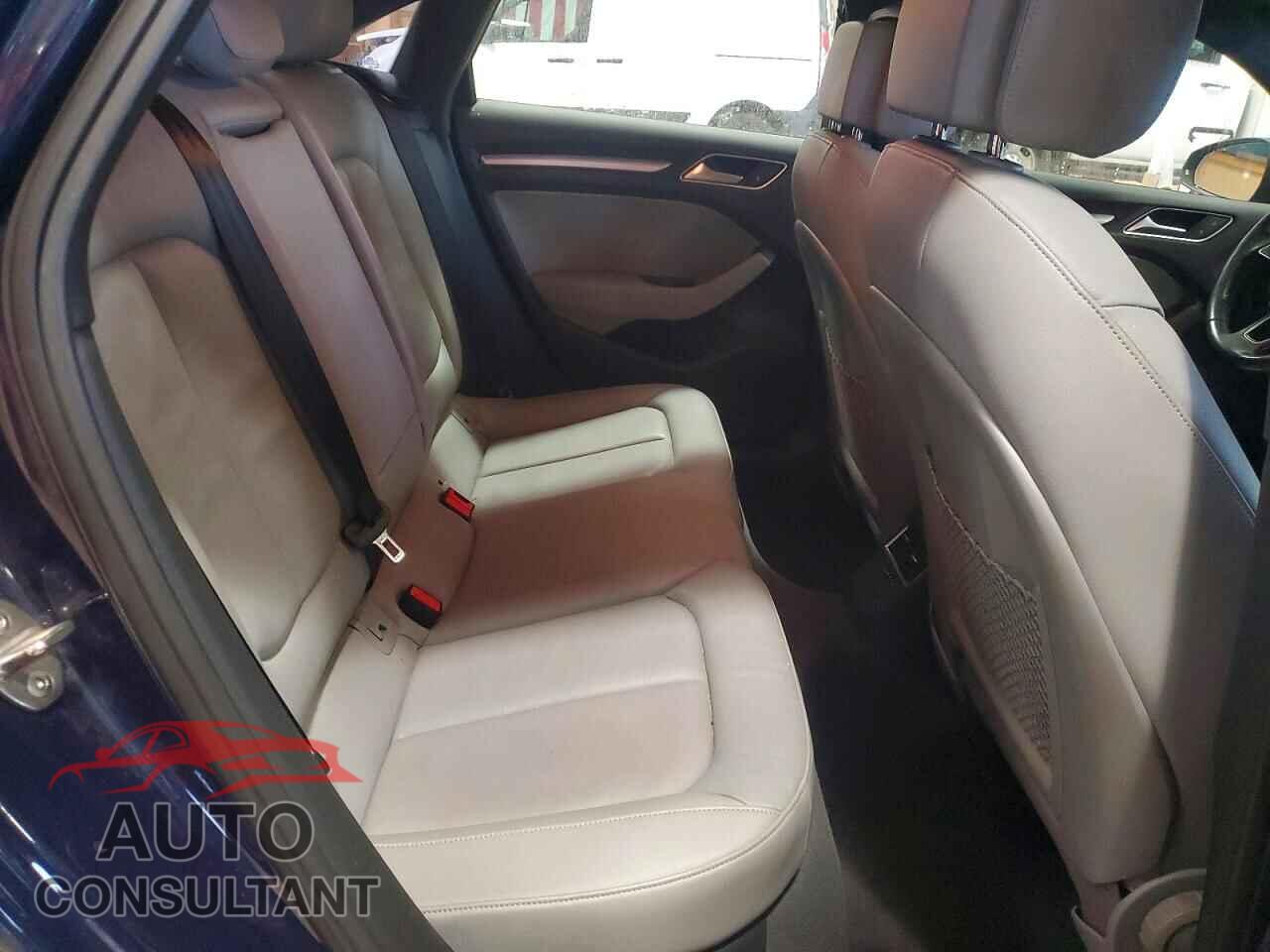 AUDI A3 2018 - WAUAUGFF1J1004967
