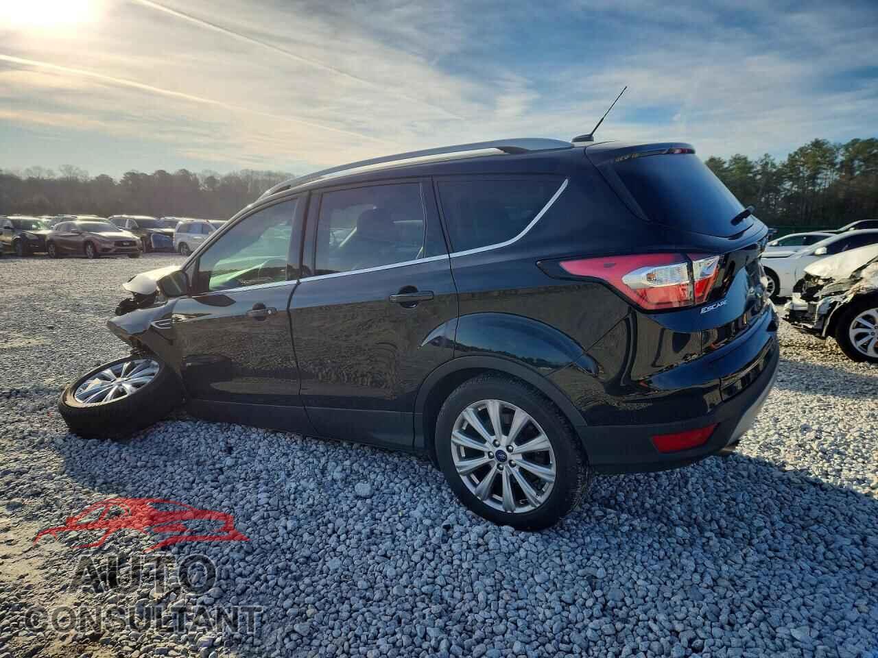 FORD ESCAPE 2017 - 1FMCU0JD5HUC42785