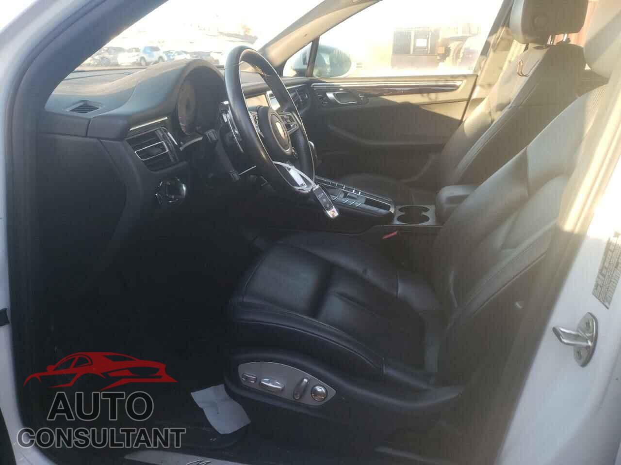 PORSCHE MACAN 2019 - WP1AB2A53KLB33601