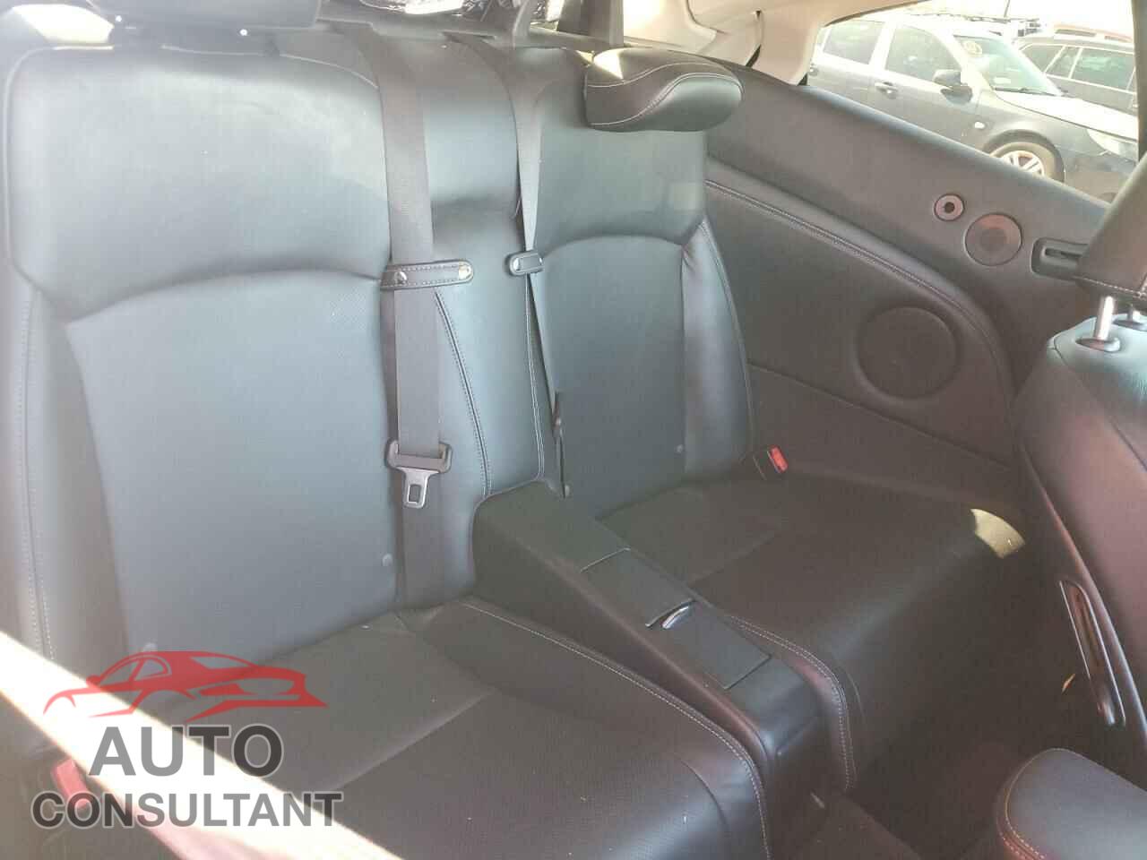 LEXUS IS 2011 - JTHFE2C29B2505593