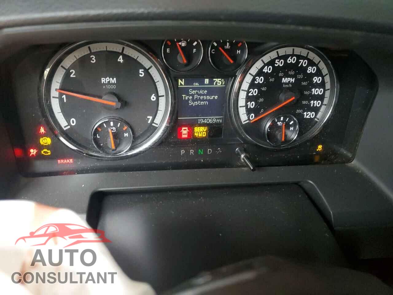 DODGE RAM 1500 2012 - 1C6RD7MTXCS142946
