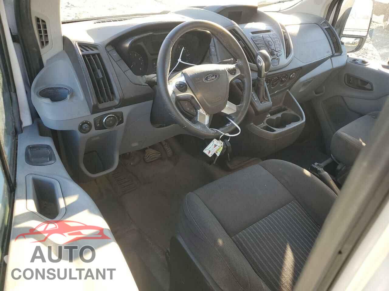 FORD TRANSIT 2015 - 1FTNR2CM2FKB17999