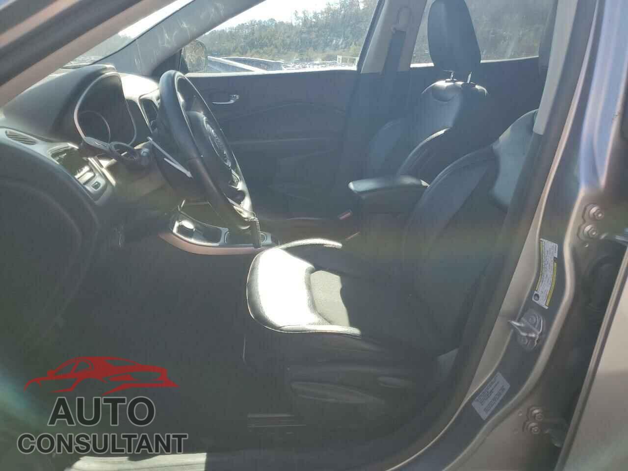 JEEP COMPASS 2017 - 3C4NJDBB6HT680462