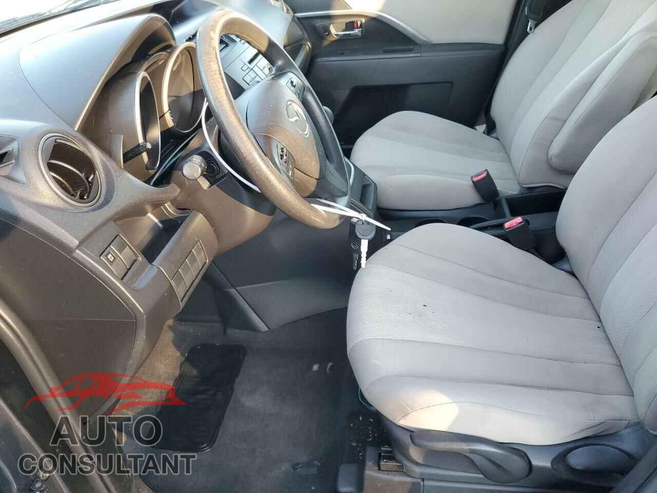 MAZDA 5 2015 - JM1CW2BL2F0181576