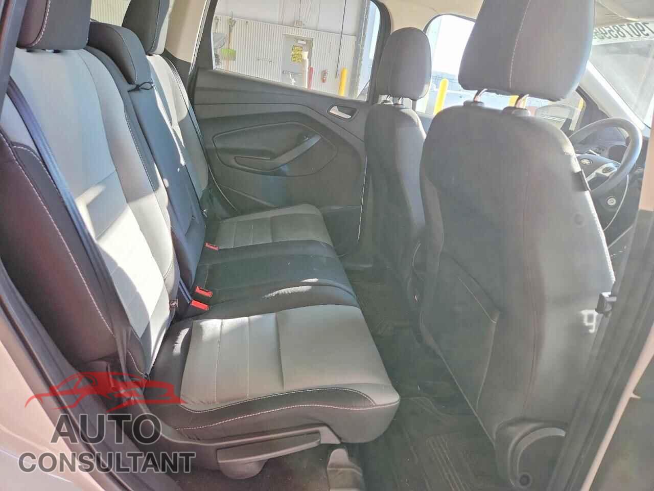 FORD ESCAPE 2016 - 1FMCU0G74GUA98887