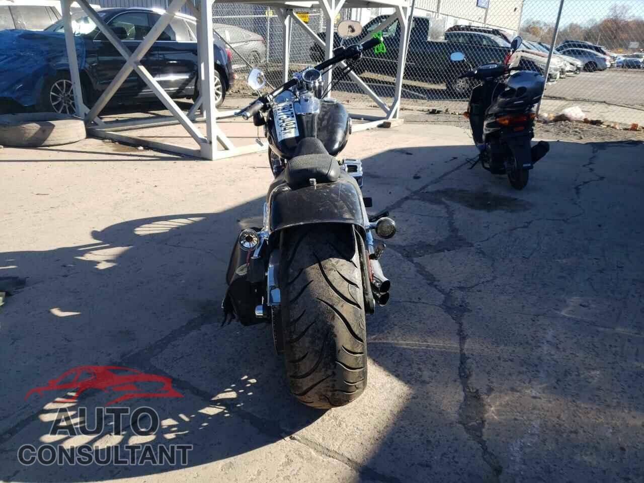 HARLEY-DAVIDSON FX 2013 - 1HD1BFV21DB042536