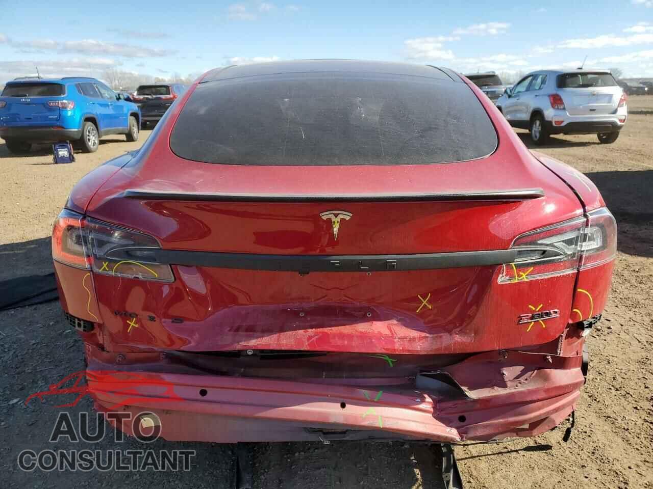 TESLA MODEL S 2015 - 5YJSA1V43FF099317
