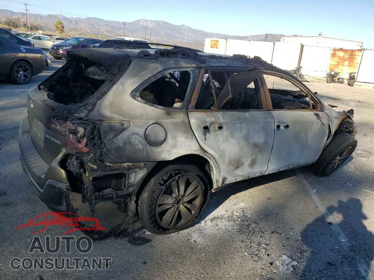 SUBARU OUTBACK 2018 - 4S4BSANC0J3213568