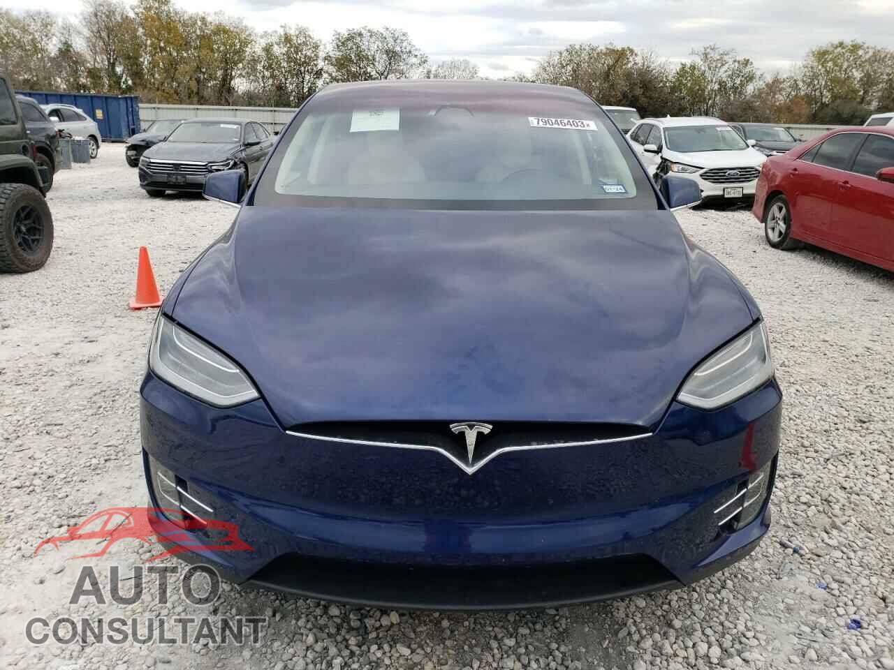 TESLA MODEL X 2018 - 5YJXCBE27JF140450