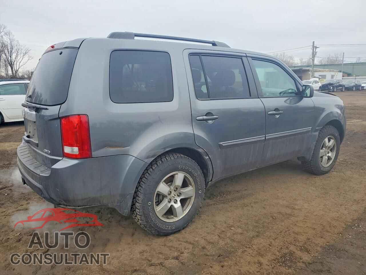 HONDA PILOT 2011 - 5FNYF4H5XBB076113