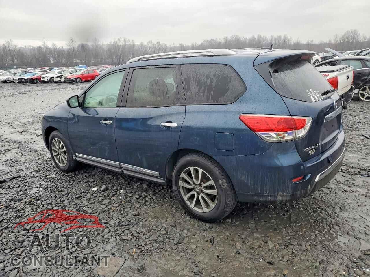 NISSAN PATHFINDER 2013 - 5N1AR2MM3DC669270