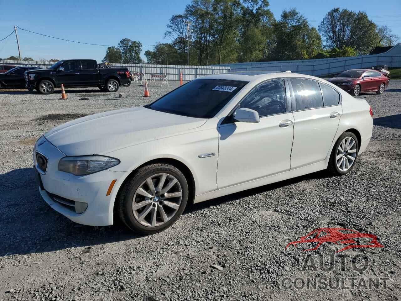 BMW 5 SERIES 2011 - WBAFR1C57BC749101