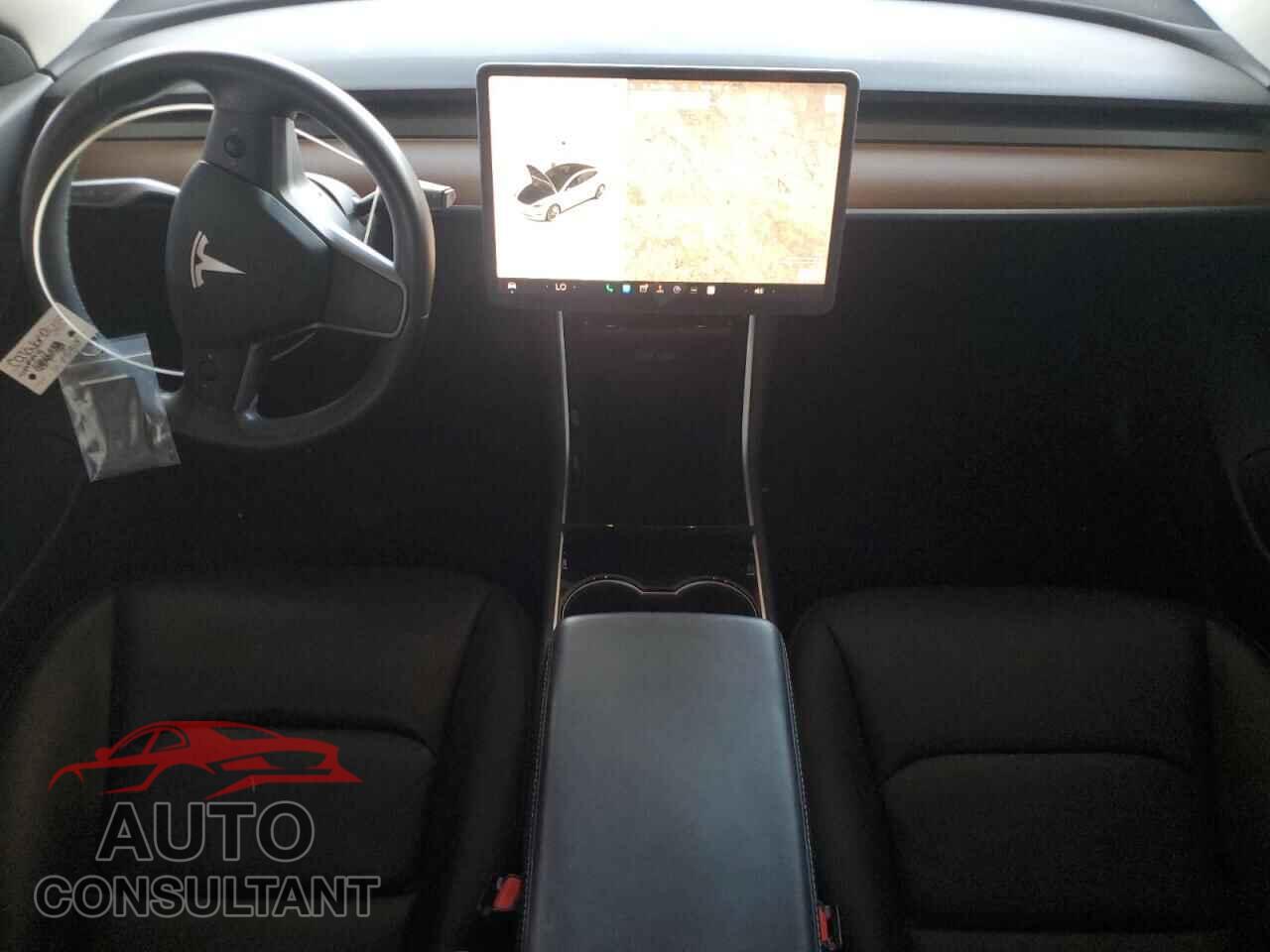 TESLA MODEL 3 2020 - 5YJ3E1EA2LF614530