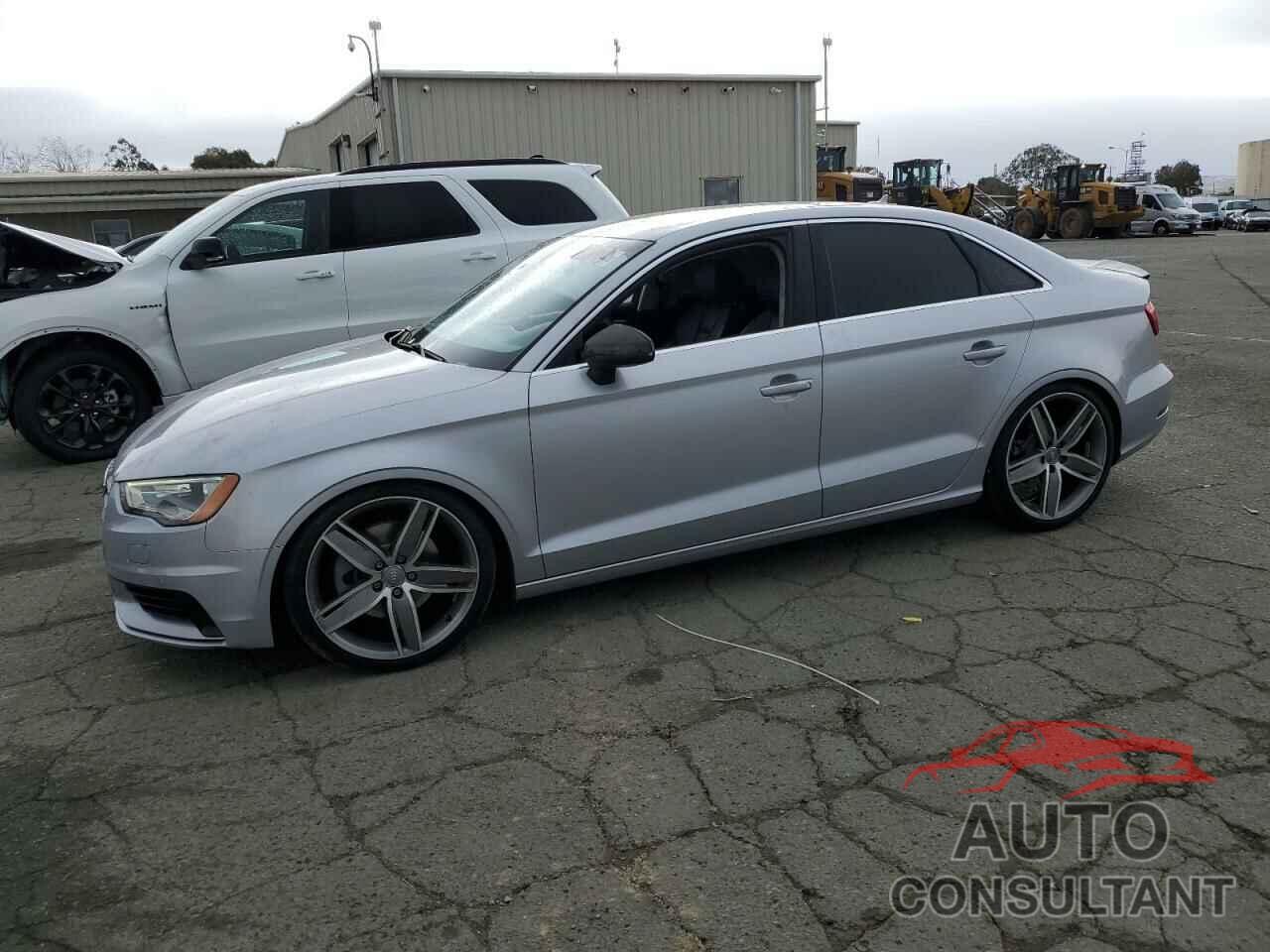 AUDI A3 2015 - WAUEFGFF5F1079433