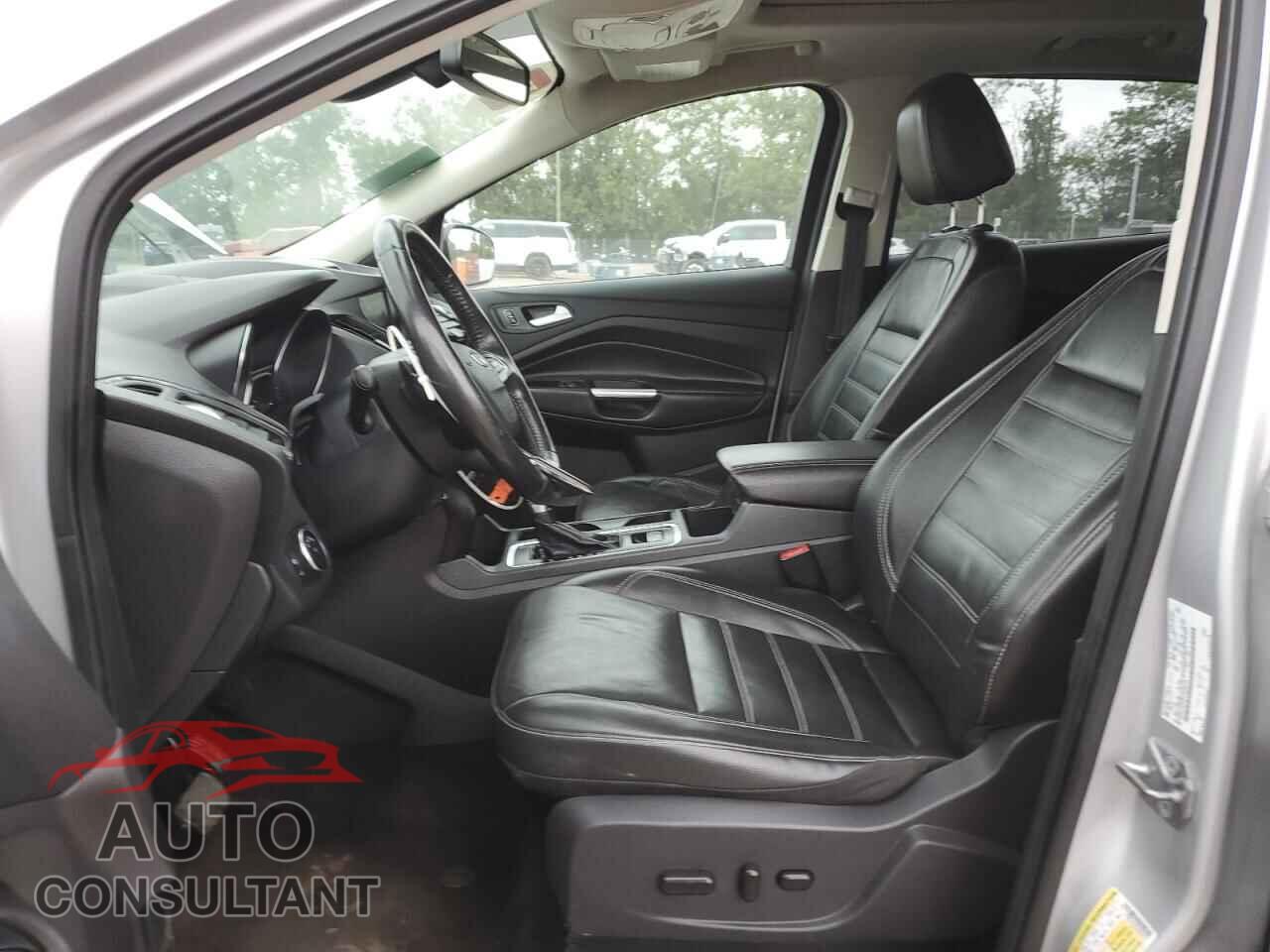 FORD ESCAPE 2017 - 1FMCU9JD7HUE50719