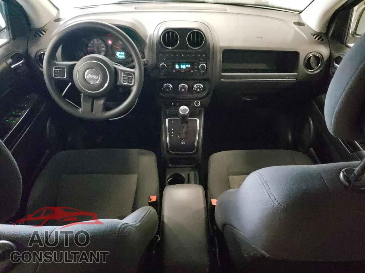JEEP COMPASS 2011 - 1J4NF1FB5BD278420