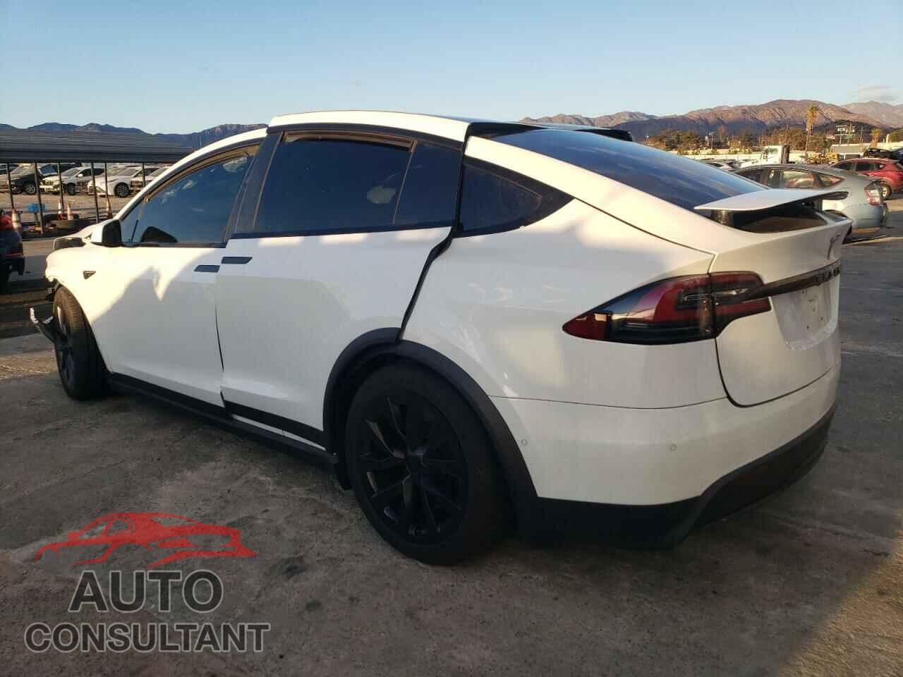 TESLA MODEL X 2022 - 7SAXCBE64NF332484