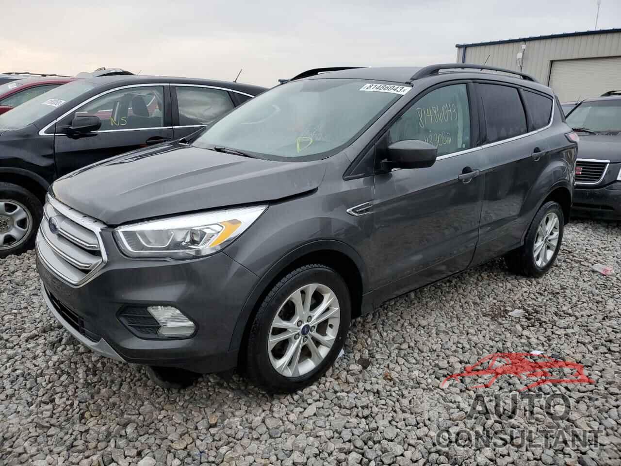 FORD ESCAPE 2017 - 1FMCU9G91HUA00552