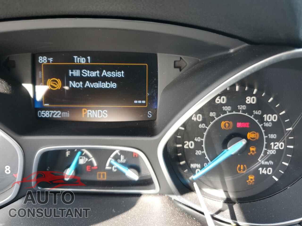 FORD ESCAPE 2017 - 1FMCU0F78HUC89909