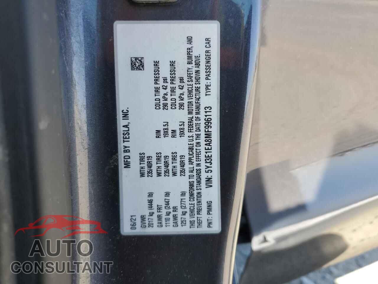 TESLA MODEL 3 2021 - 5YJ3E1EA8MF996113