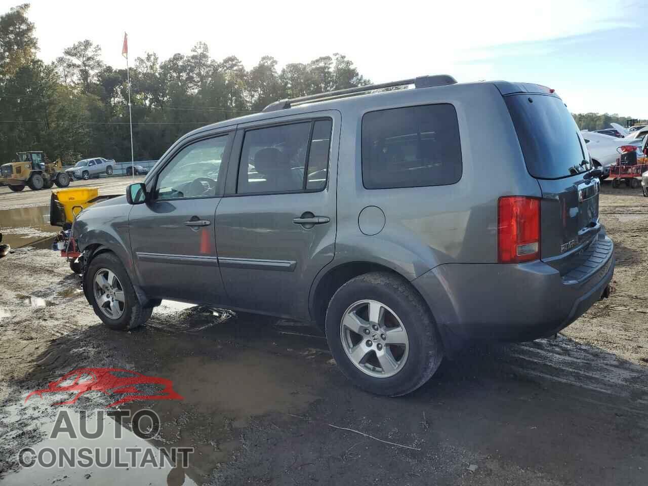 HONDA PILOT 2010 - 5FNYF3H42AB019162
