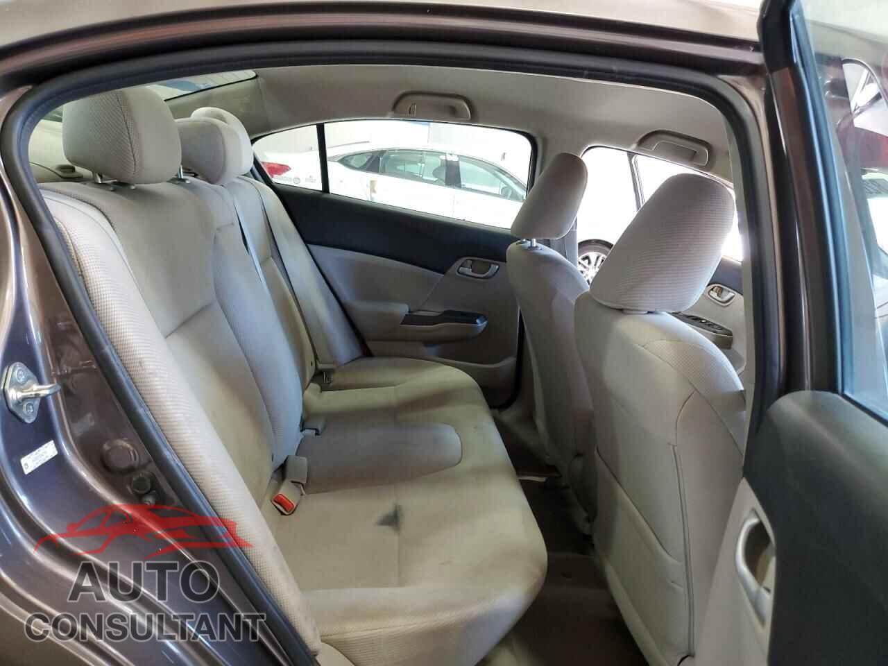 HONDA CIVIC 2012 - 2HGFB2F57CH587799