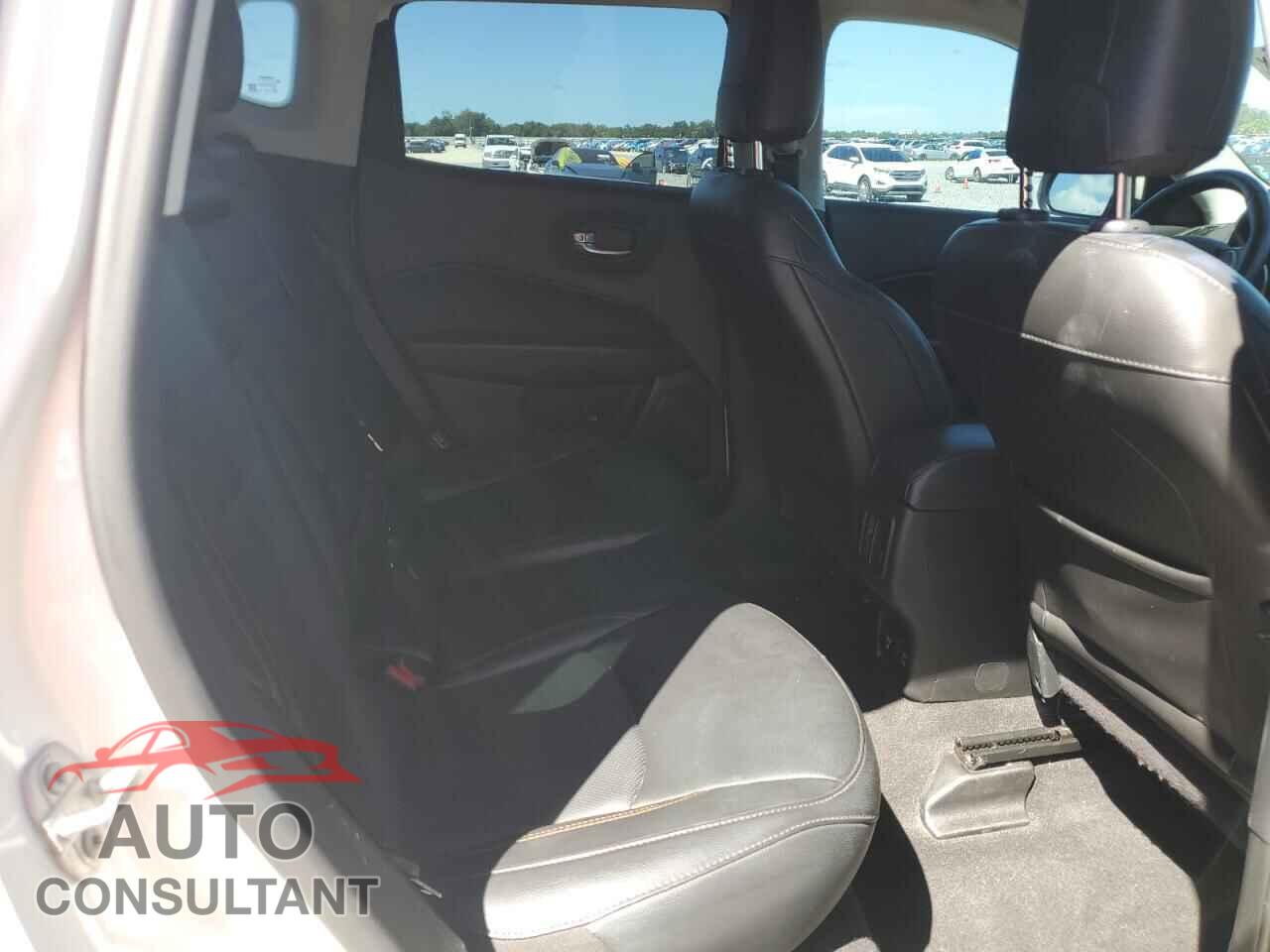 JEEP COMPASS 2019 - 3C4NJCCB2KT772541
