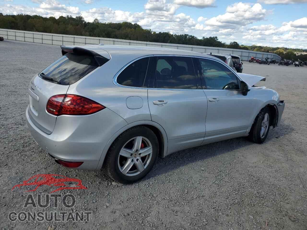 PORSCHE CAYENNE 2012 - WP1AA2A2XCLA11053