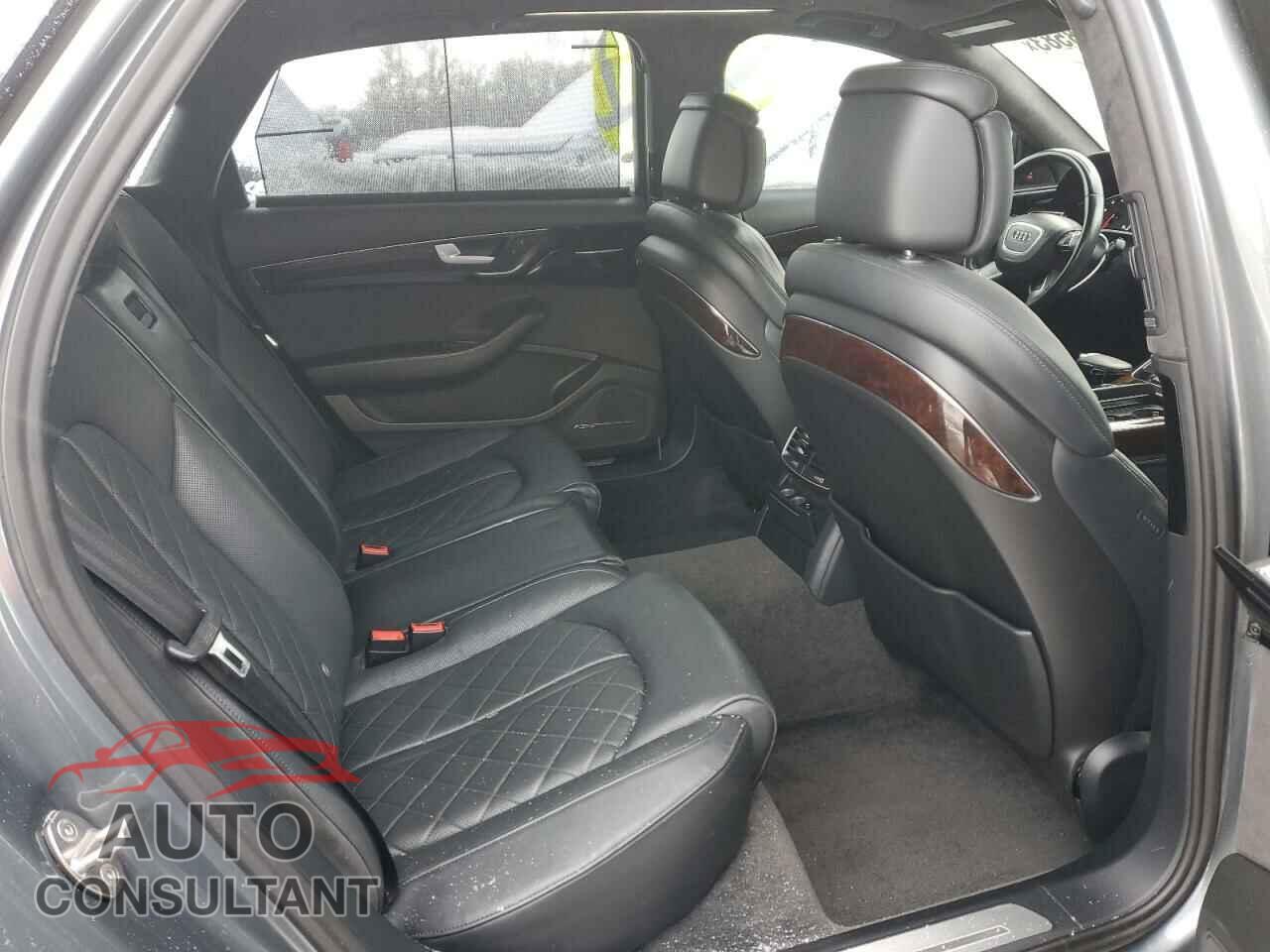 AUDI A8 2016 - WAU43AFD3GN021377