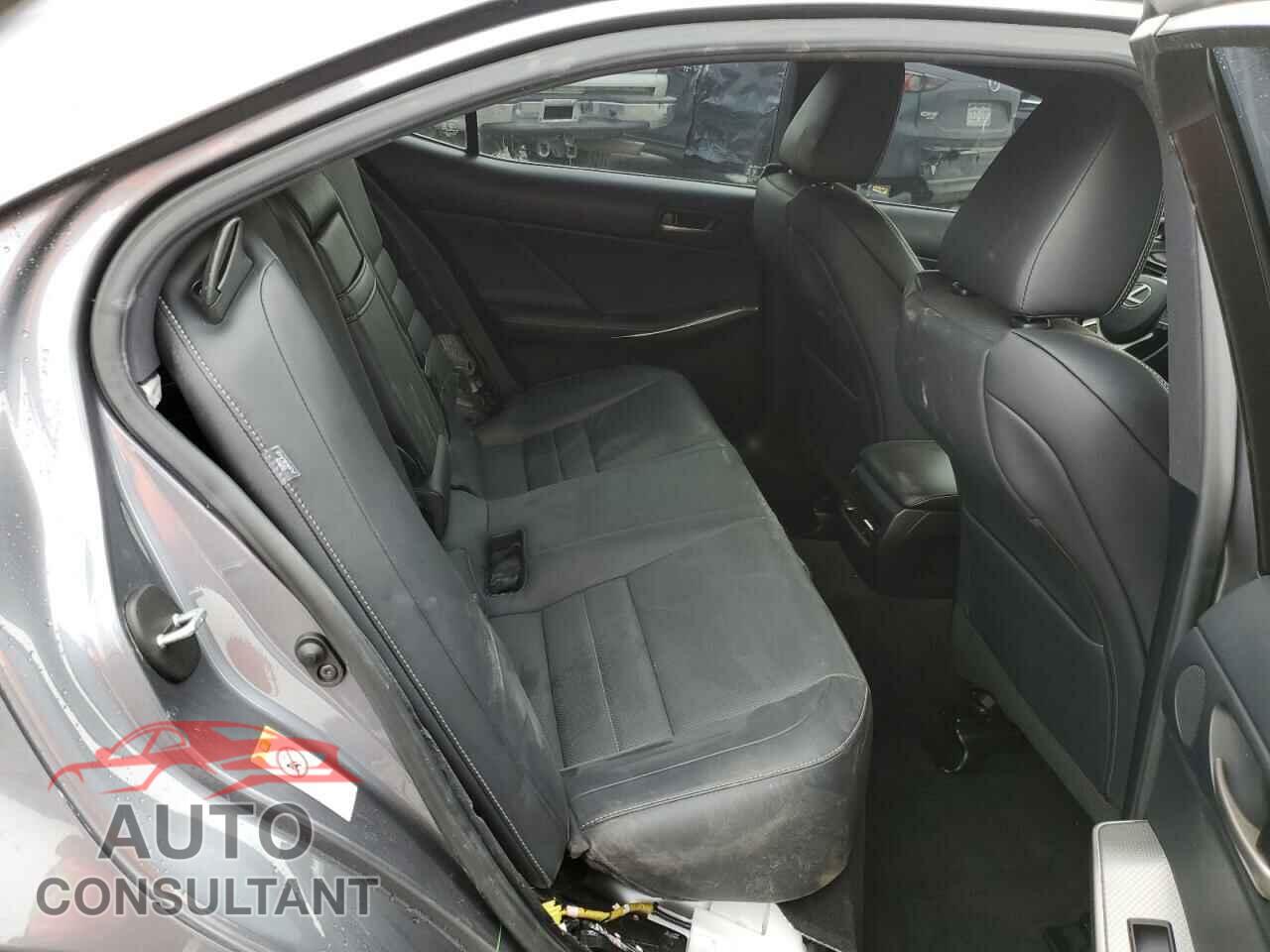 LEXUS IS 2018 - JTHCZ1D29J5015300