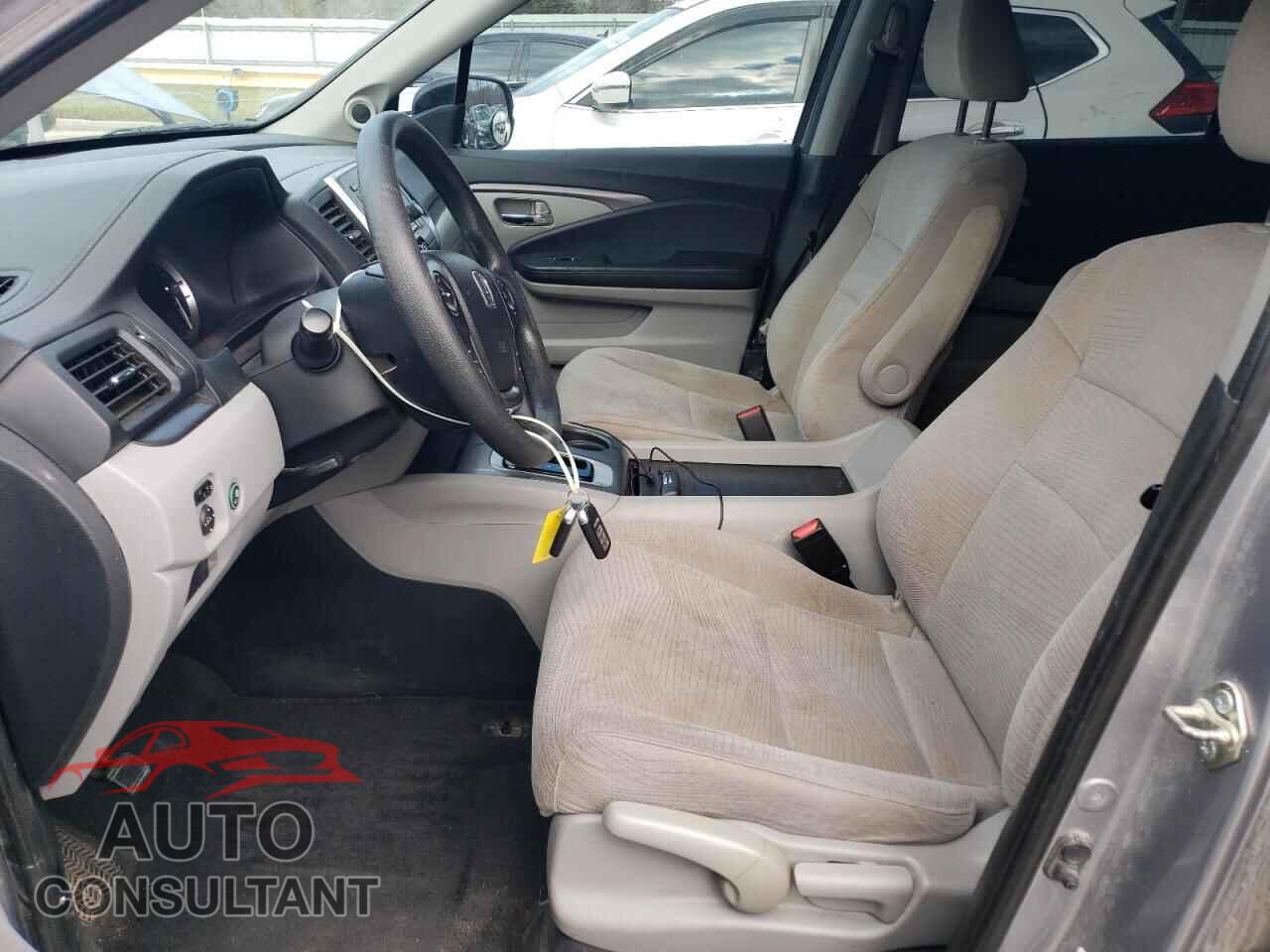 HONDA PILOT 2017 - 5FNYF5H13HB011826