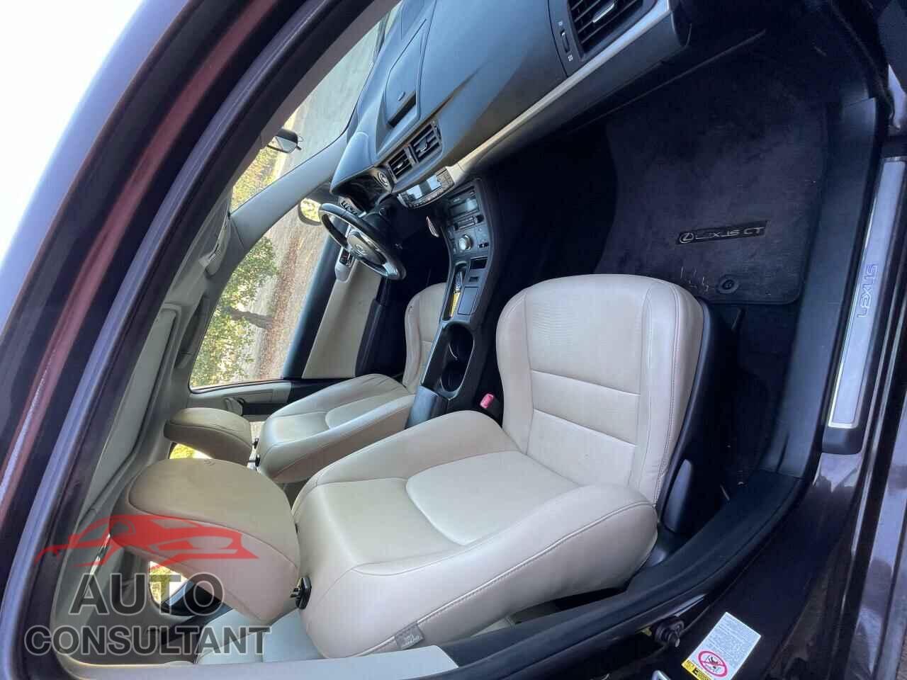 LEXUS CT 200 2012 - JTHKD5BH3C2086831
