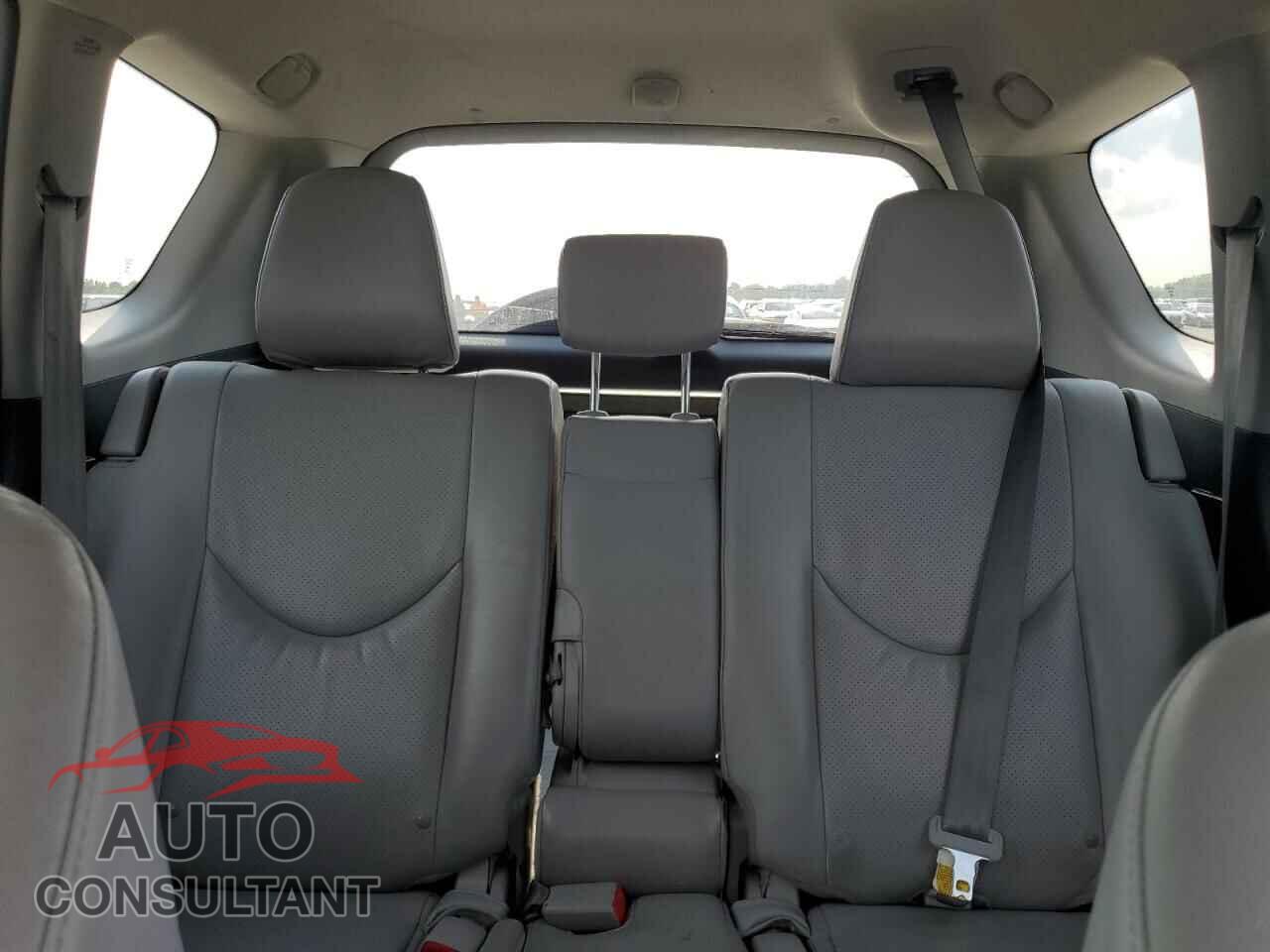 TOYOTA RAV4 2011 - 2T3YF4DV7BW090065