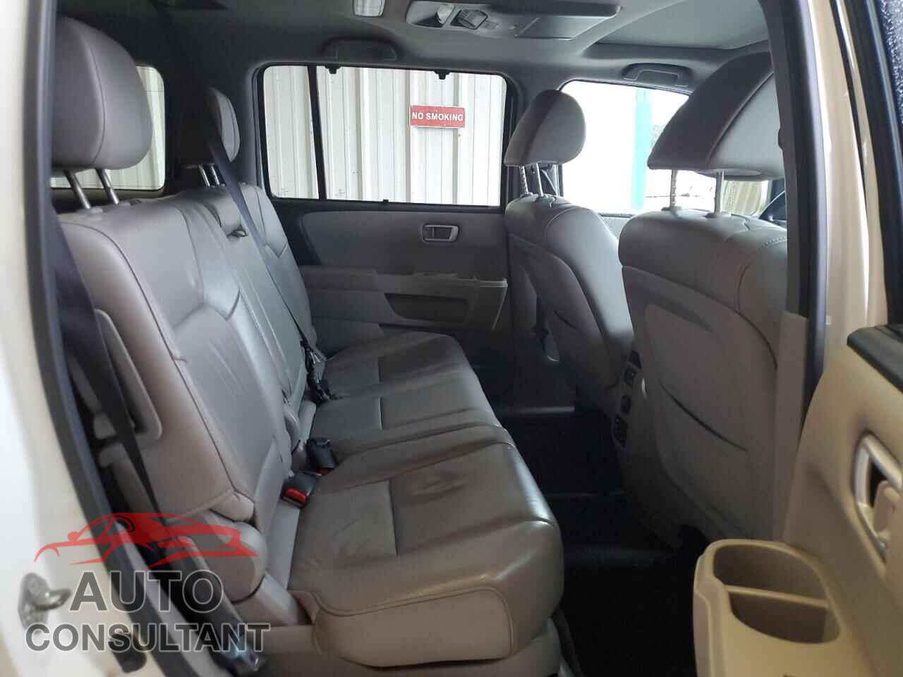HONDA PILOT 2012 - 5FNYF3H97CB011248