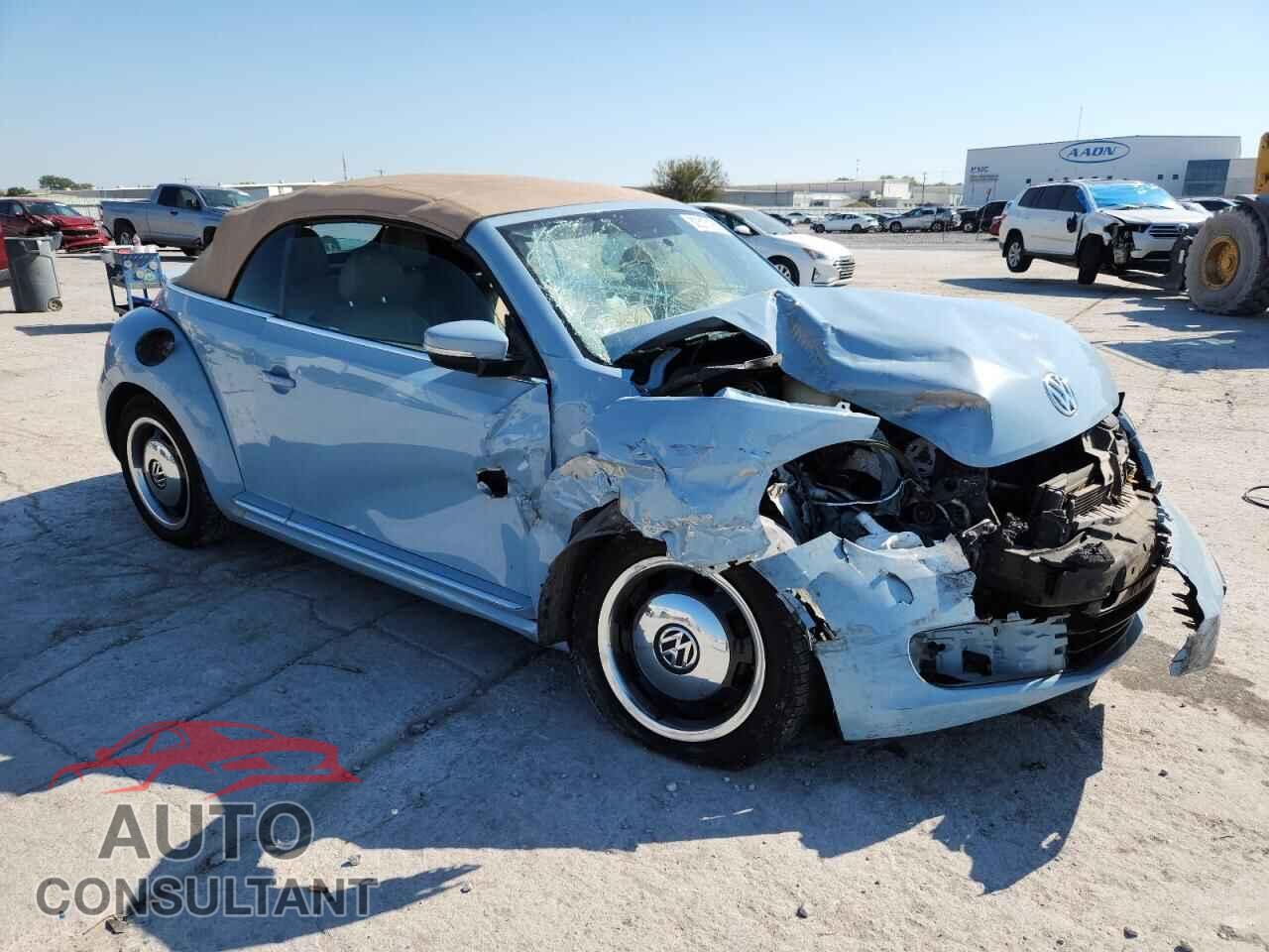 VOLKSWAGEN BEETLE 2013 - 3VW5X7AT9DM822461