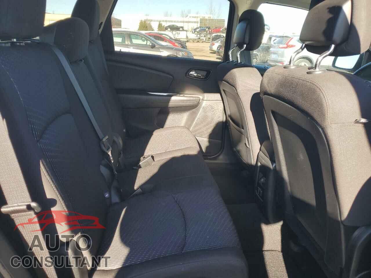 DODGE JOURNEY 2015 - 3C4PDCCG0FT750880