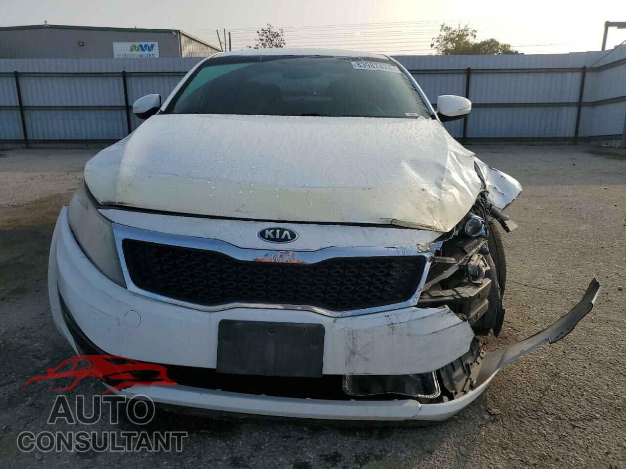 KIA OPTIMA 2011 - KNAGM4A77B5117616
