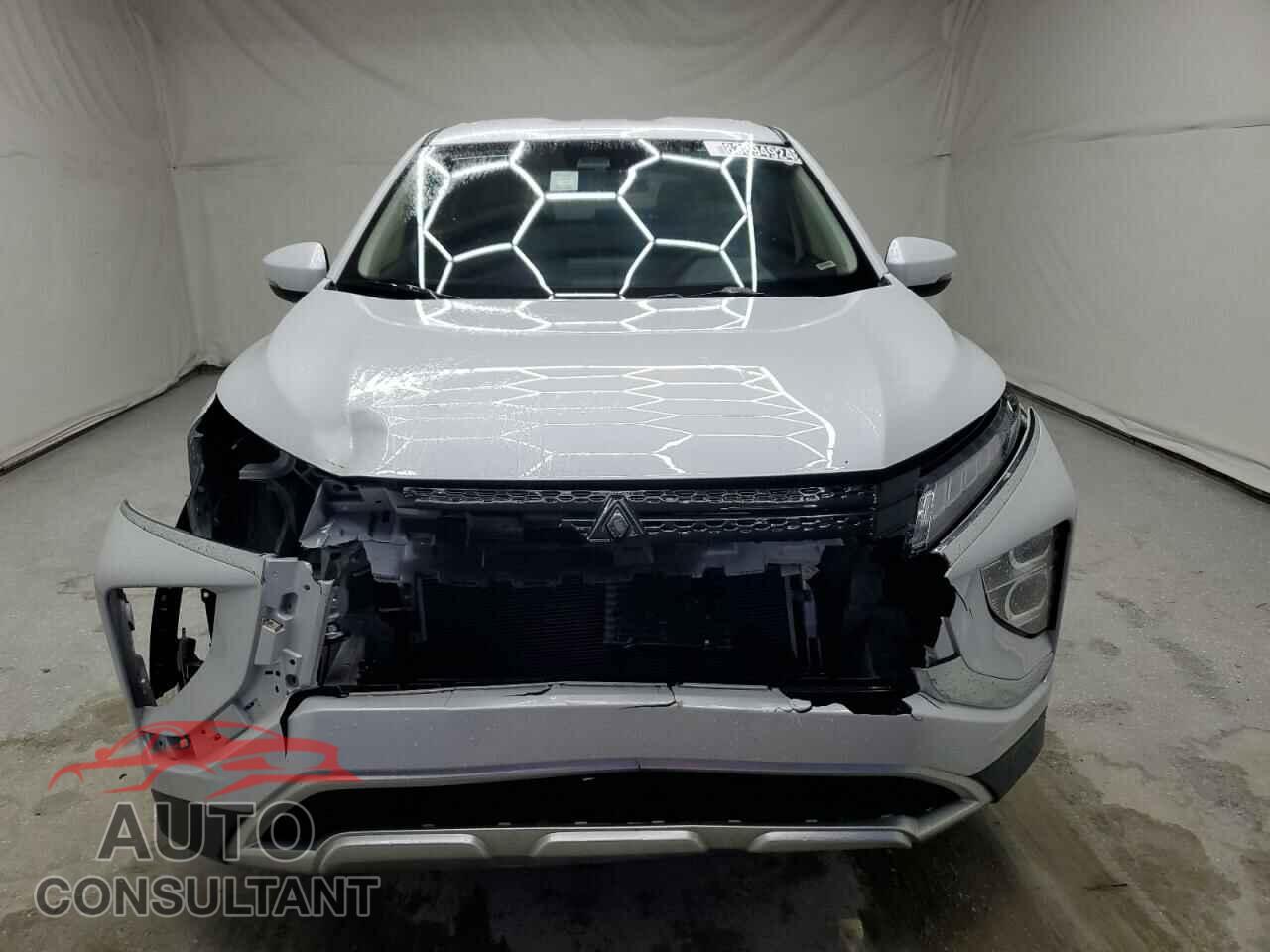 MITSUBISHI ECLIPSE 2024 - JA4ATWAA4RZ045211