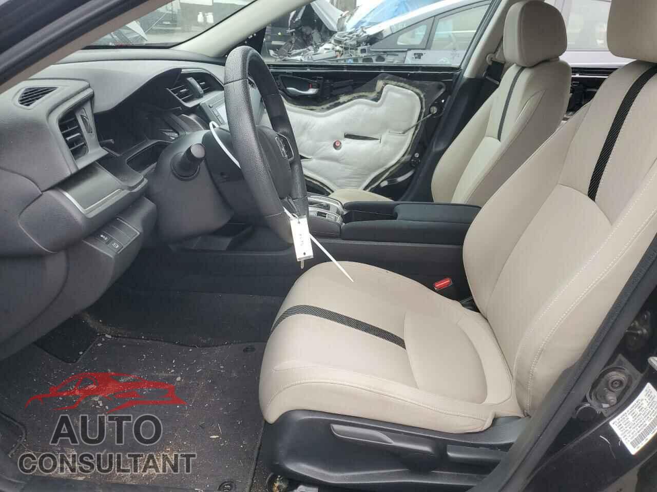 HONDA CIVIC 2017 - 2HGFC2F58HH523906