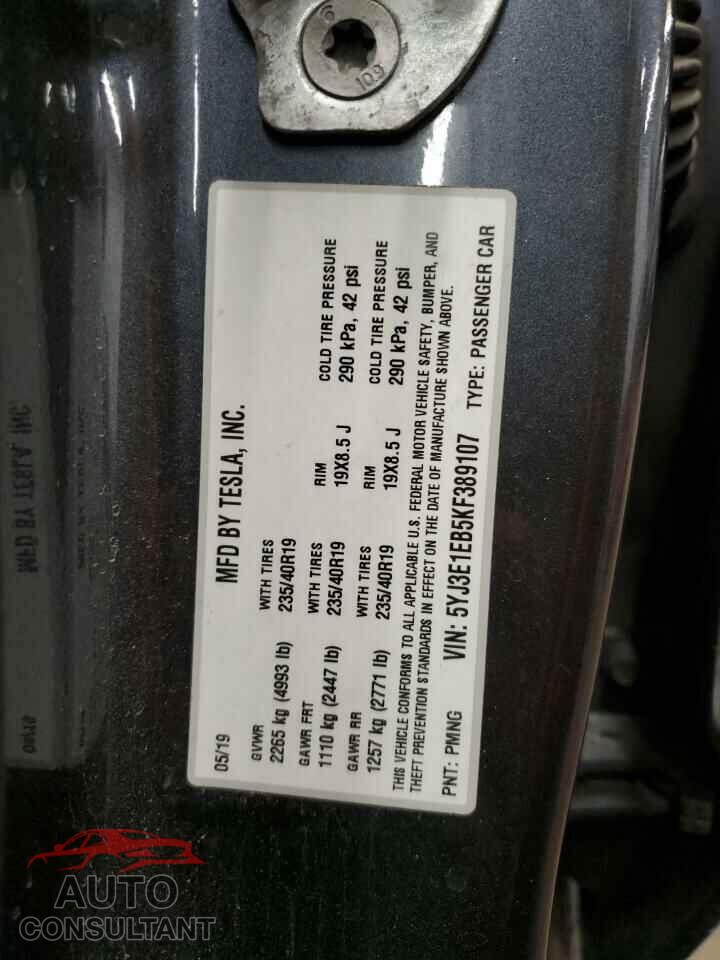 TESLA MODEL 3 2019 - 5YJ3E1EB5KF389107