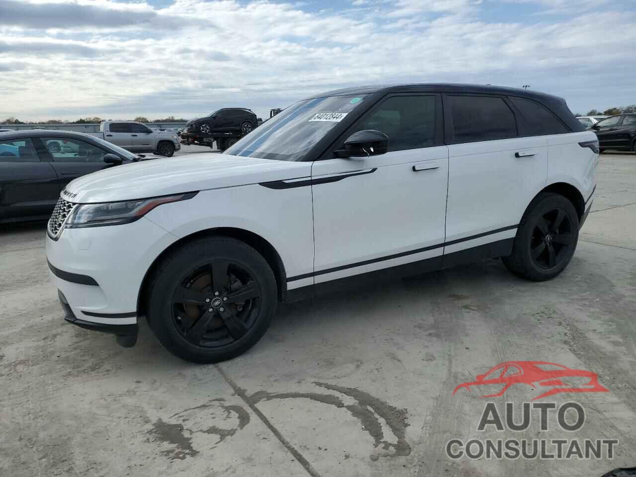 LAND ROVER RANGEROVER 2018 - SALYB2RN7JA719256