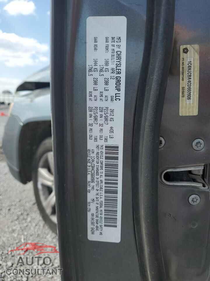 JEEP COMPASS 2012 - 1C4NJCBA4CD660906