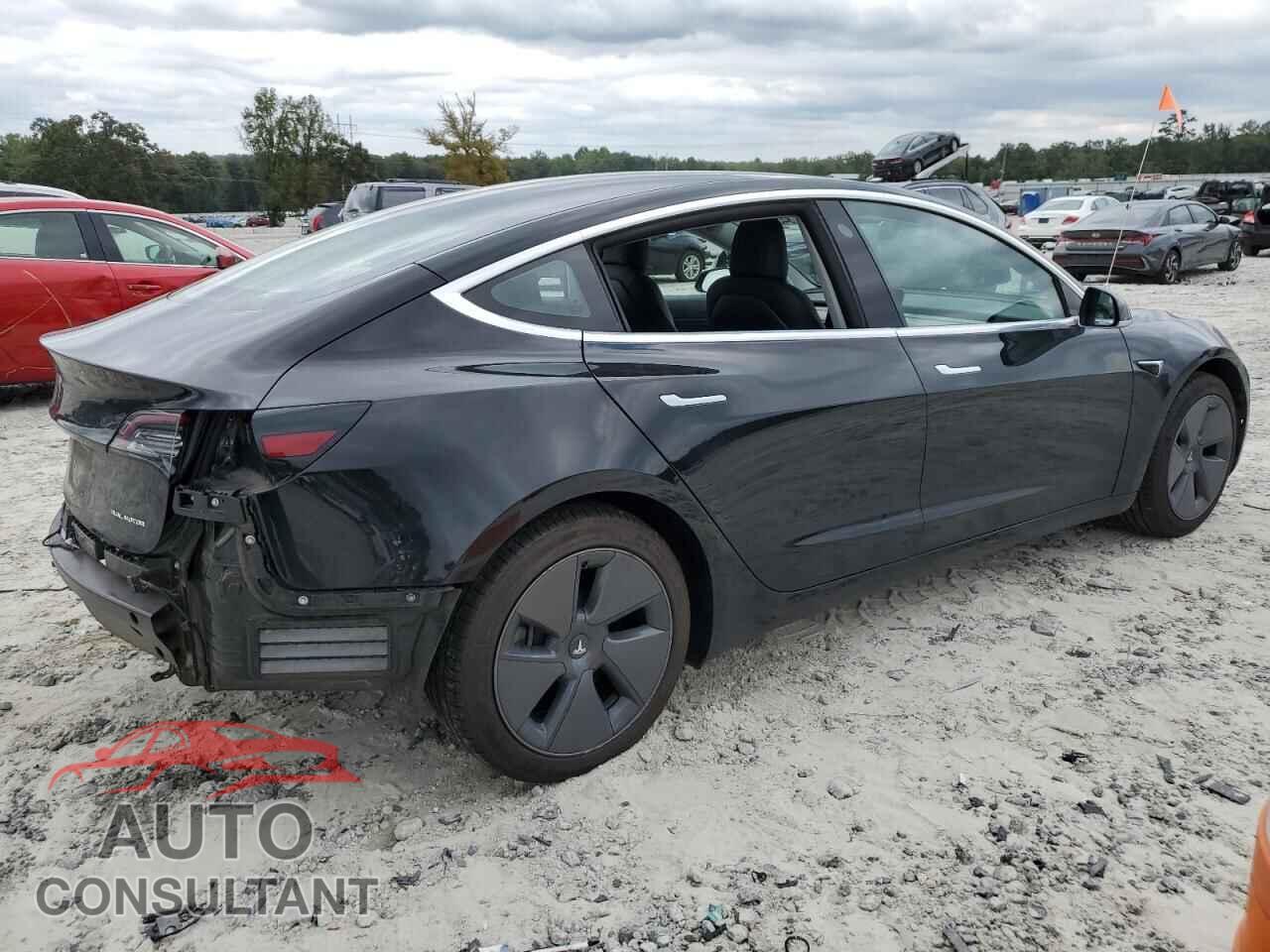 TESLA MODEL 3 2018 - 5YJ3E1EB7JF089647