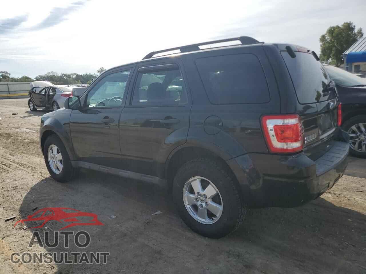 FORD ESCAPE 2011 - 1FMCU9DG5BKC39155