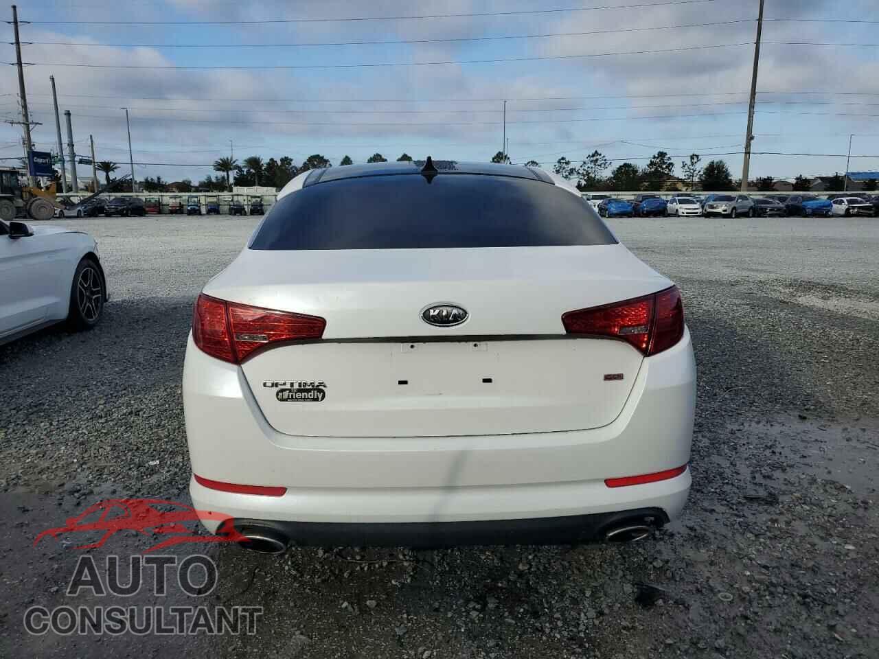 KIA OPTIMA 2011 - KNAGN4A78B5110199