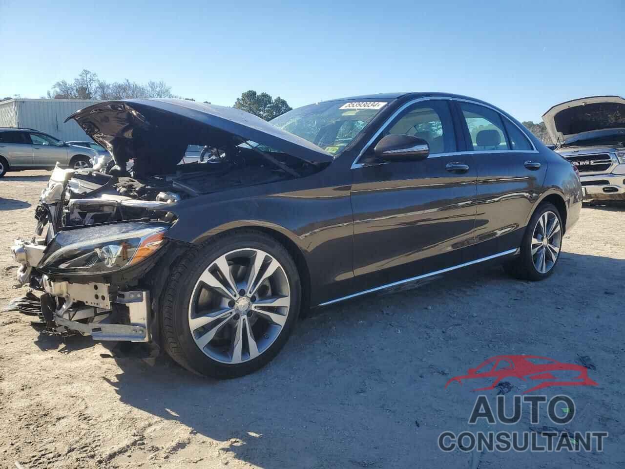 MERCEDES-BENZ C-CLASS 2015 - 55SWF4JB4FU077138