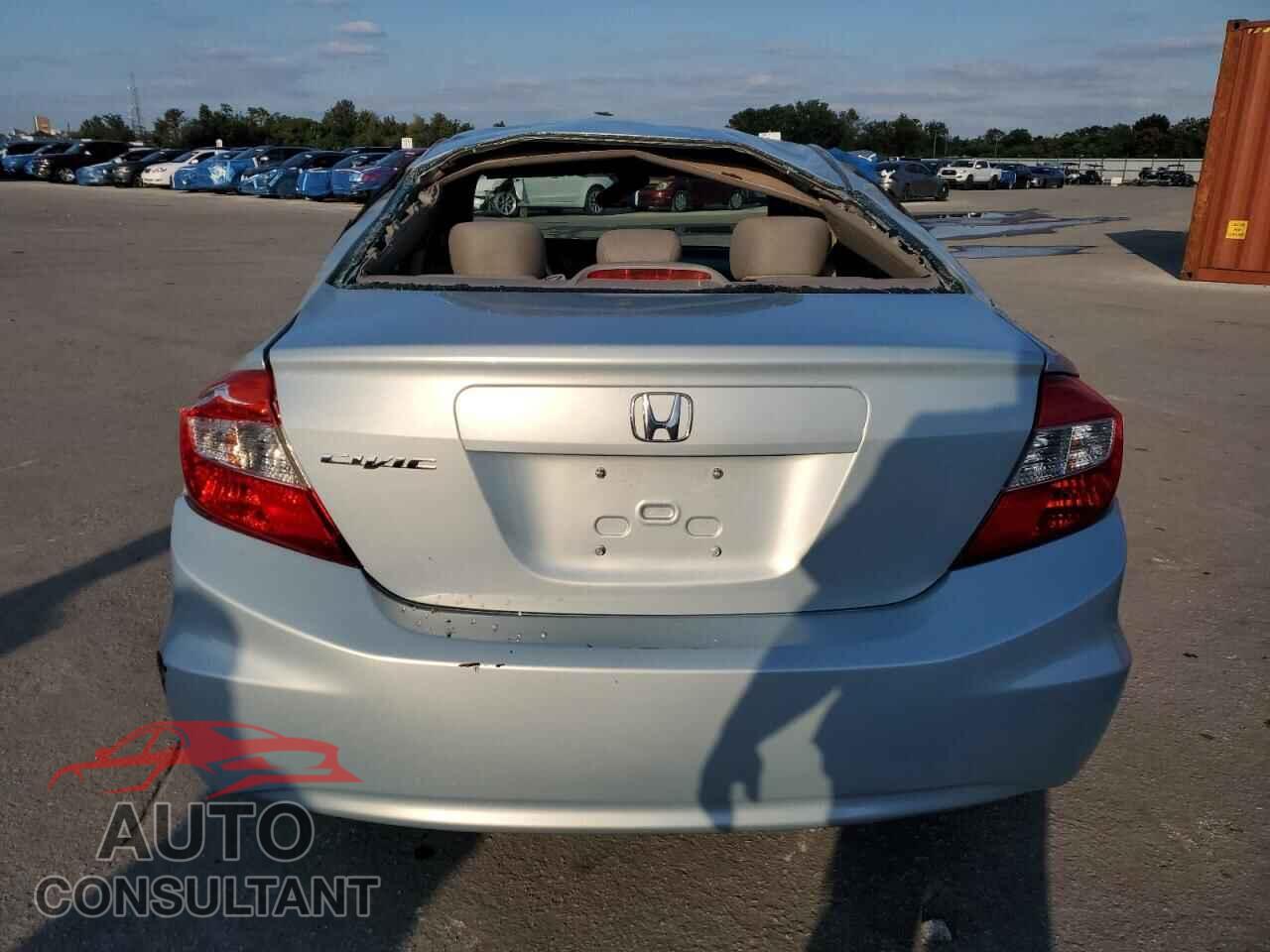 HONDA CIVIC 2012 - 19XFB2F88CE024491
